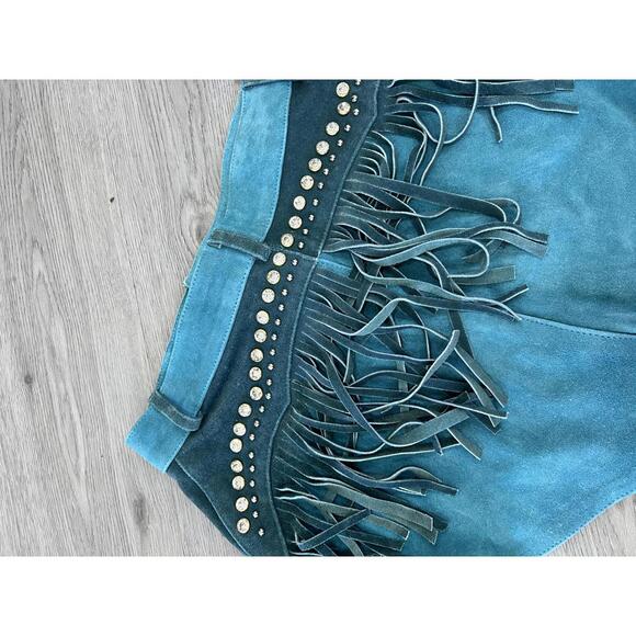 Understated Leather Wanted Shorts in Turquoise Stone - Picture 5 of 9